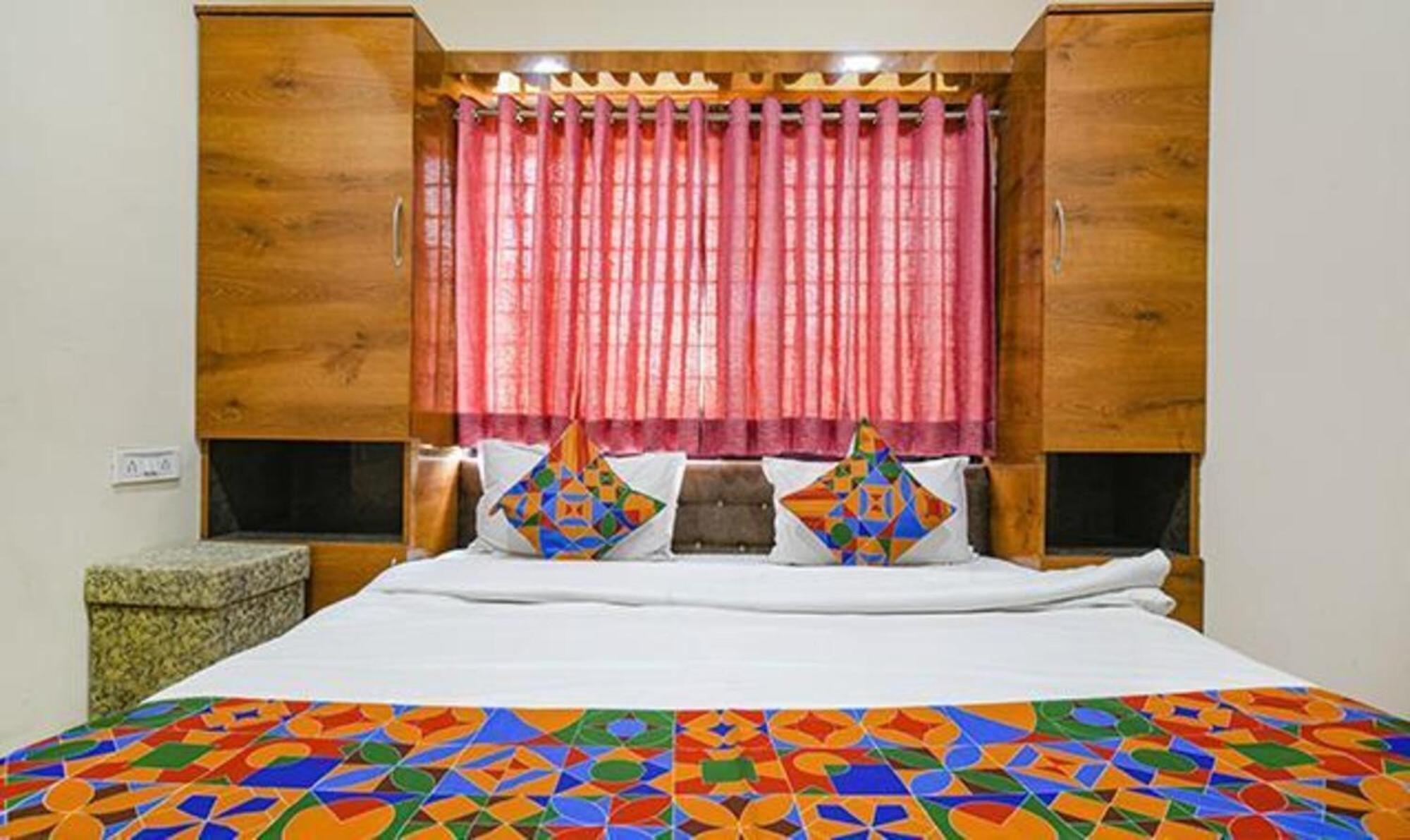Fabhotel Royal Palace إندور المظهر الخارجي الصورة